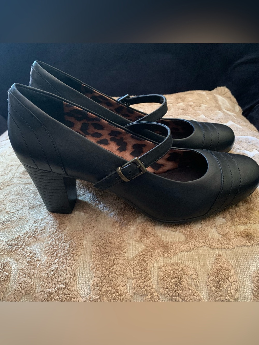 Black Leather Shoe - Leather Upper Clarks Bendables